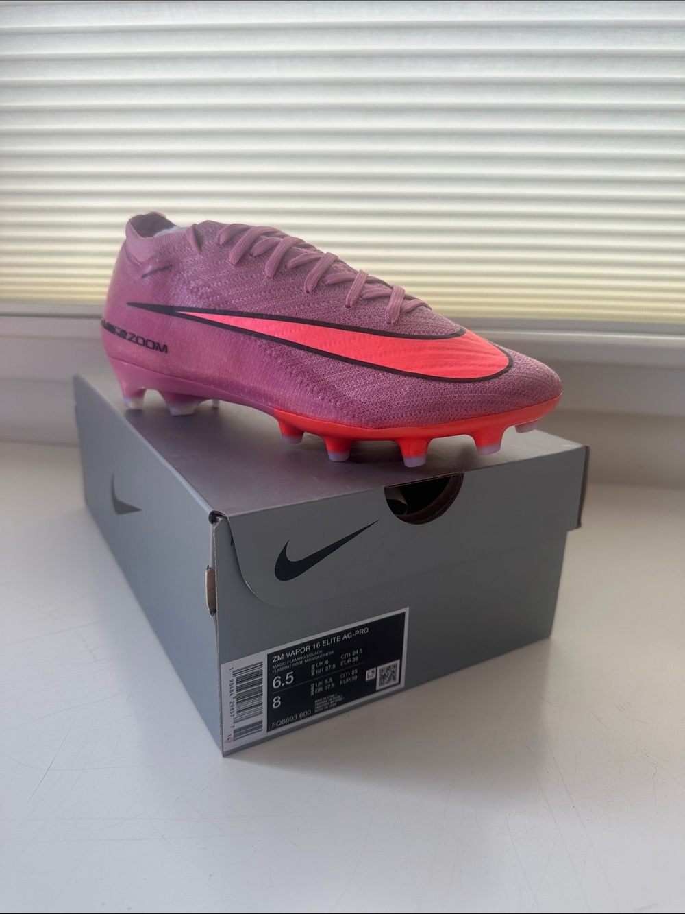 Nike Vapor Elite AG Pro Cleats - W8/M6.5